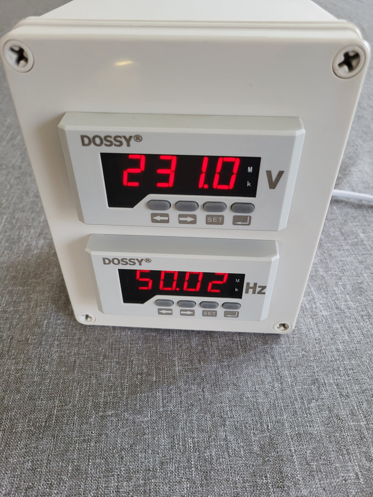 Frequenz- und Spannungsmesserkombination Bausatz - rotes Display